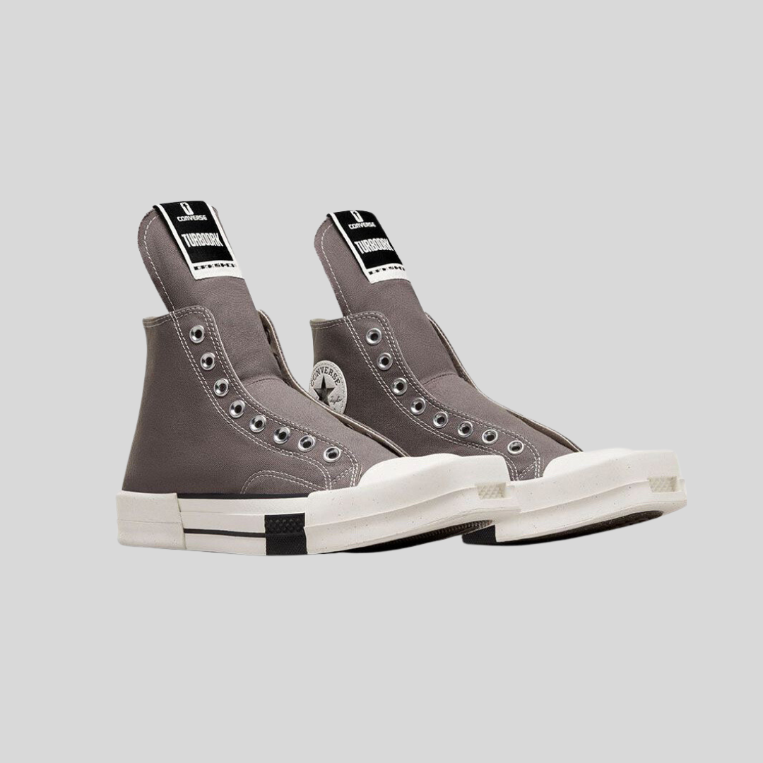 Laceless Shoes
