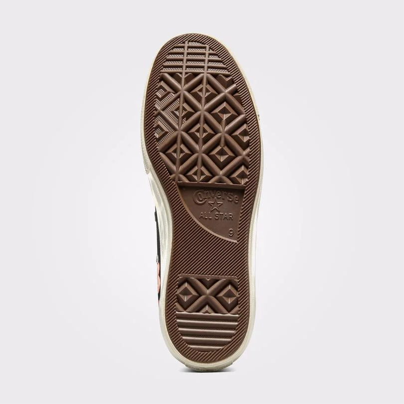 low-cut shoe