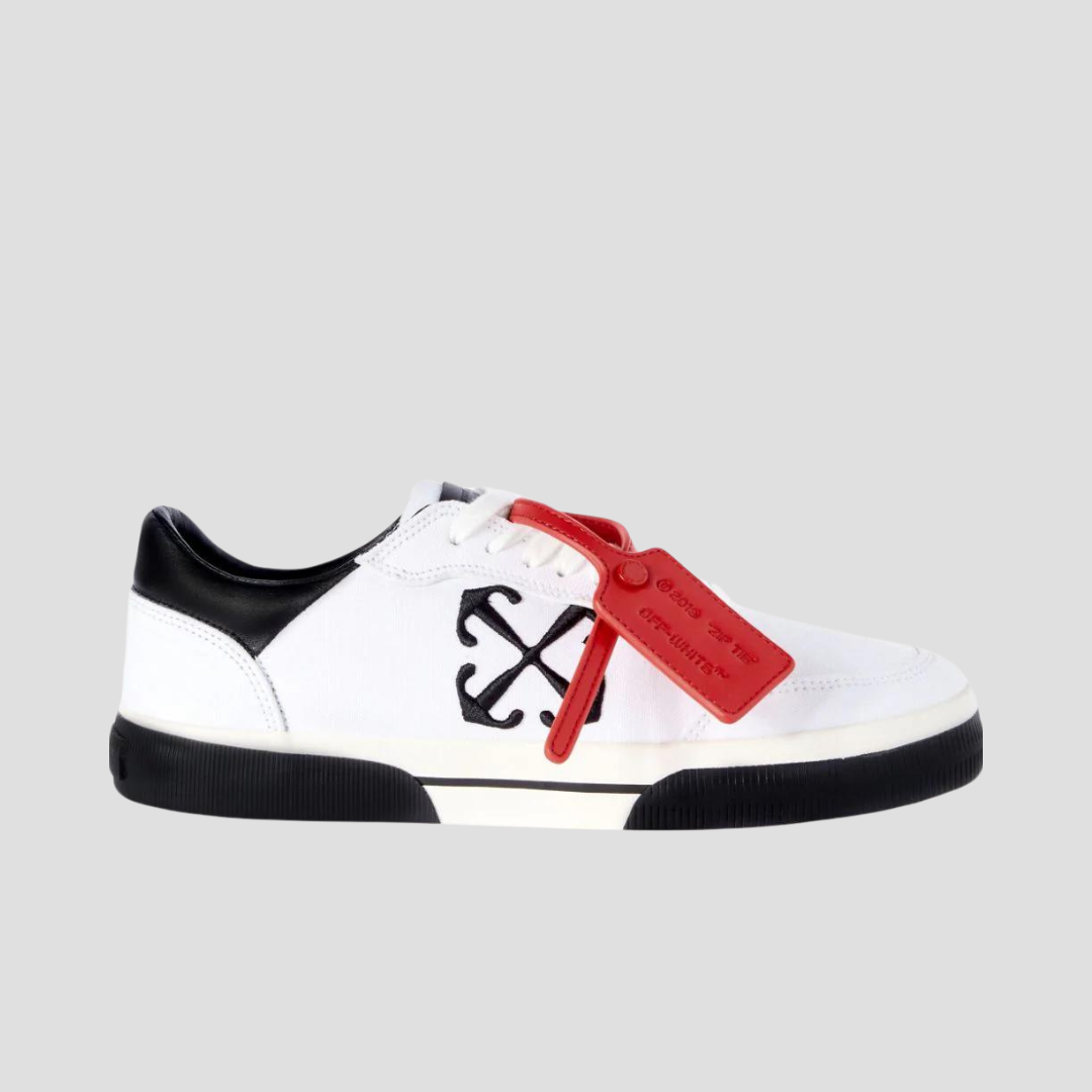 Off-White Low Vulcanized Canvas Black & White Sneakers