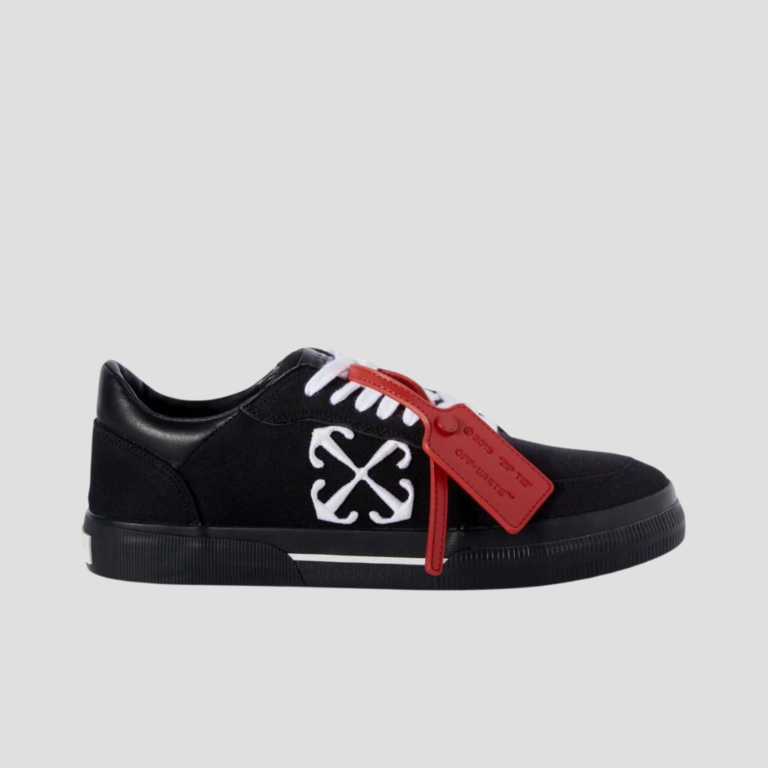 Off-White Vulcanized Contrasting-tag Canvas Black Sneakers